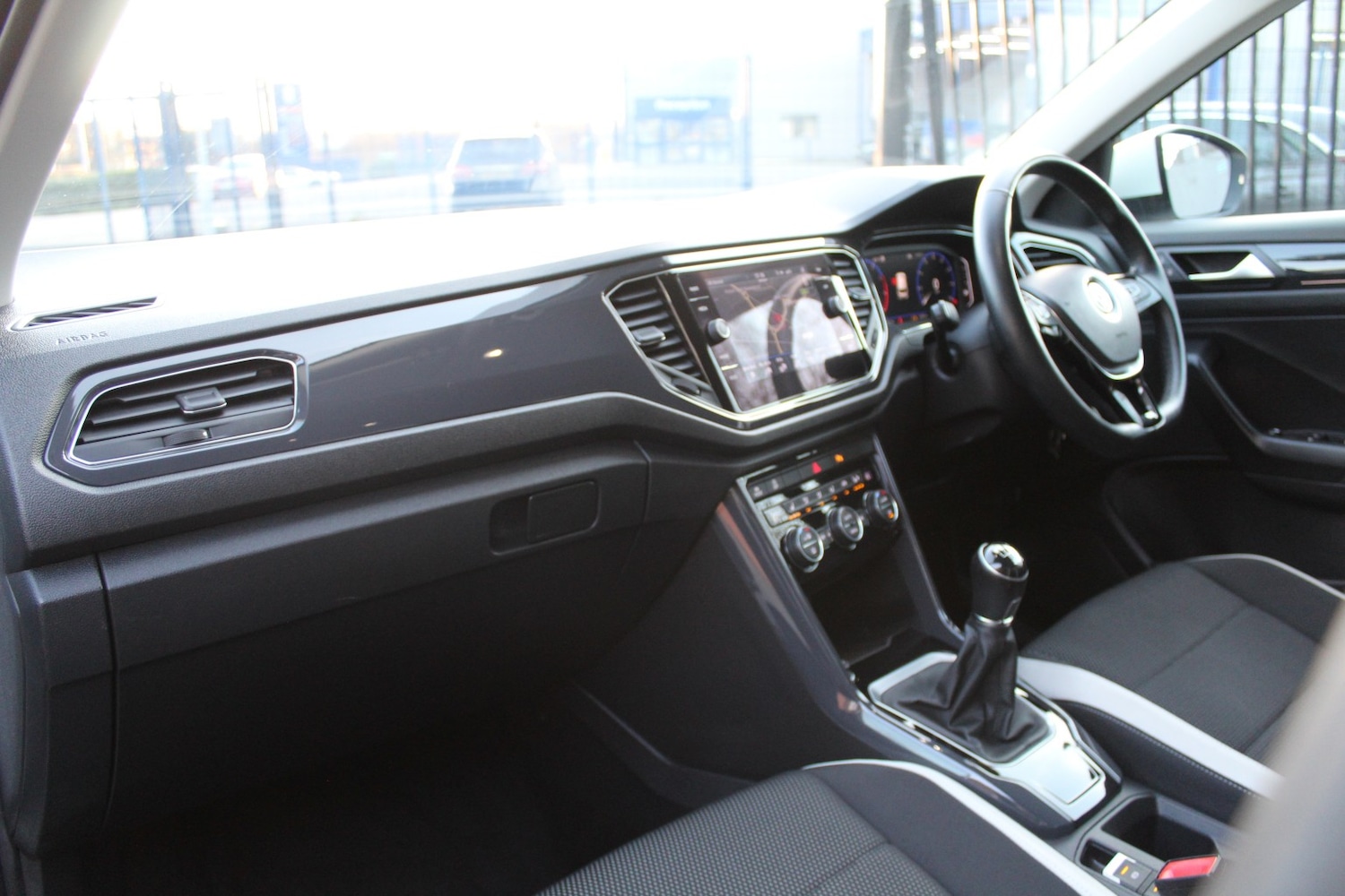 Used Volkswagen T-Roc 2019 for sale - 77535945: Photo 16