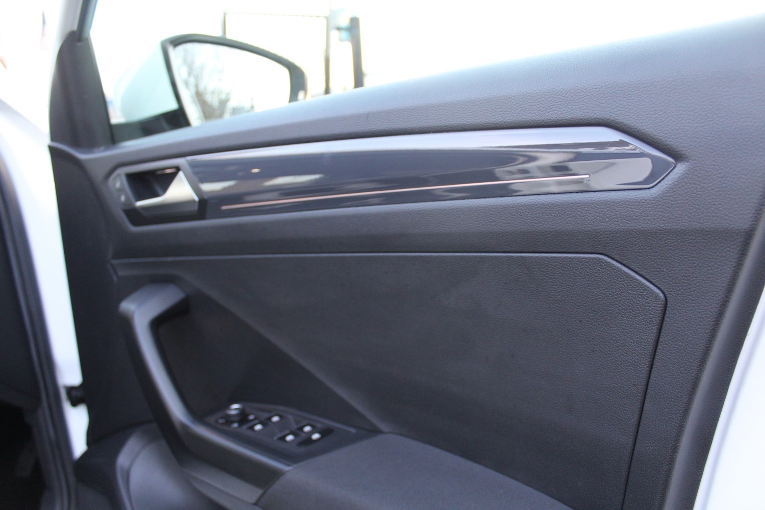 Used Volkswagen T-Roc 2019 for sale - 77535945: Photo 18