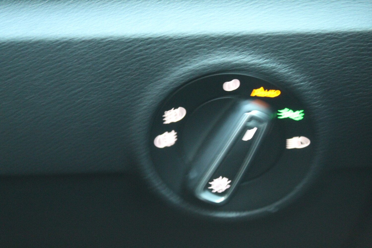 Used Volkswagen T-Roc 2019 for sale - 77535945: Photo 20