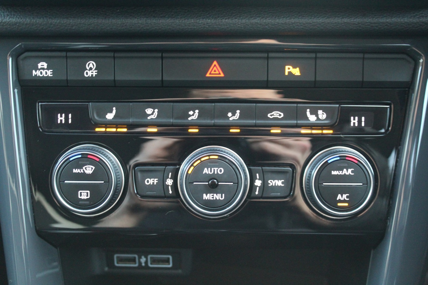 Used Volkswagen T-Roc 2019 for sale - 77535945: Photo 31