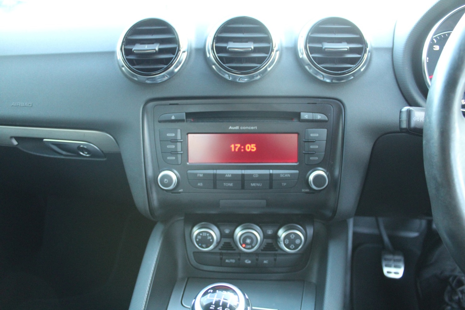 Used Audi TT 2011 for sale - 77973700: Photo 15