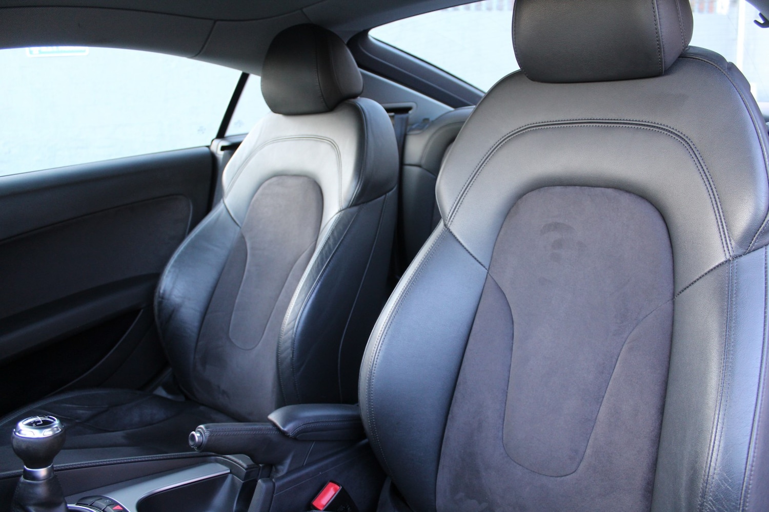 Used Audi TT 2011 for sale - 77973700: Photo 7