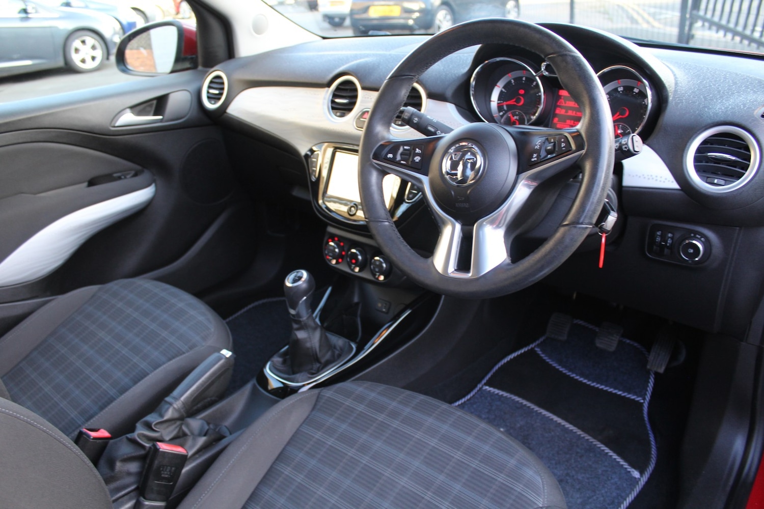 Used Vauxhall ADAM 2015 for sale - 77937965: Photo 10