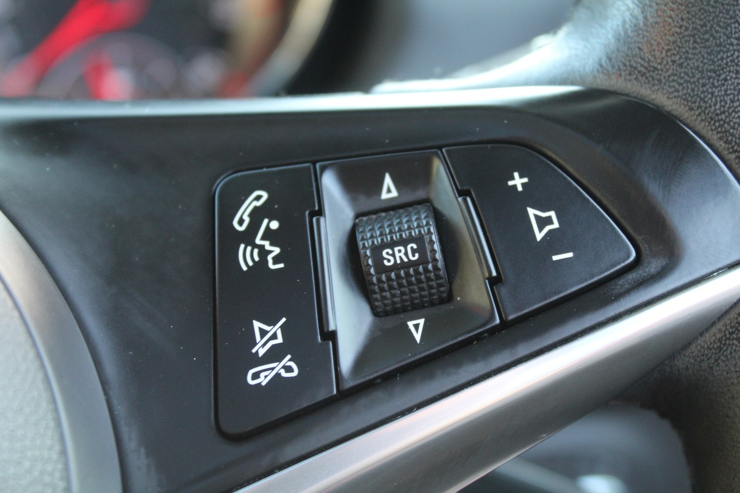 Used Vauxhall ADAM 2015 for sale - 77937965: Photo 19