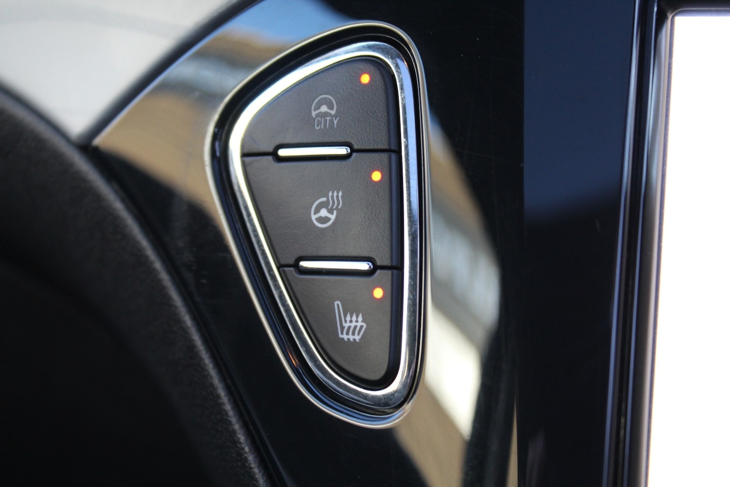 Used Vauxhall ADAM 2015 for sale - 77937965: Photo 20