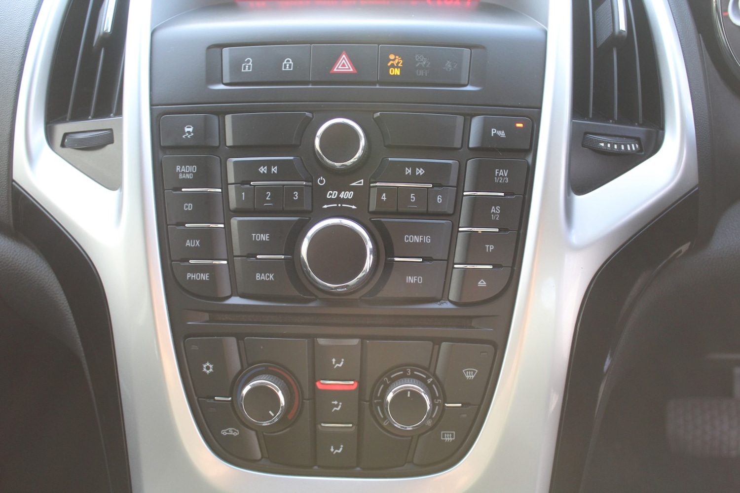 Used Vauxhall Astra 2011 for sale - 77207545: Photo 12