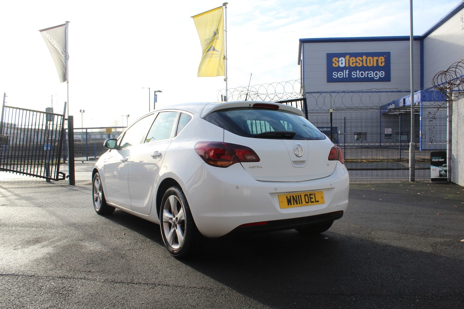 Used Vauxhall Astra 2011 for sale - 77207545: Photo 8