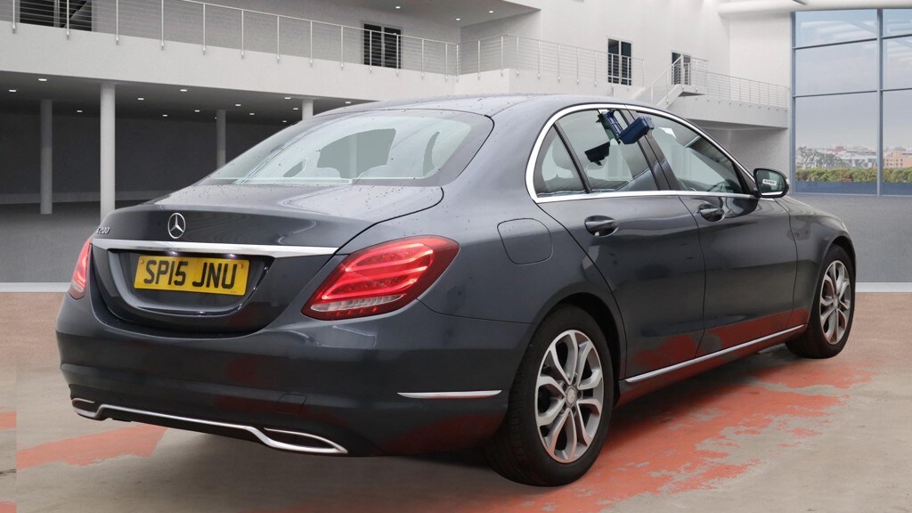 Used Mercedes-Benz C Class 2015 for sale - 77973728: Photo 5