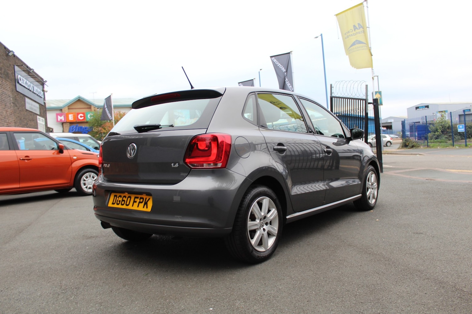 Used Volkswagen Polo 2010 for sale - 77167787: Photo 12