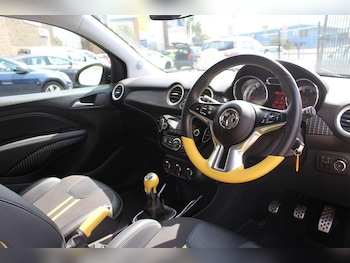 Used Vauxhall ADAM 2016 for sale - 76488674: Photo