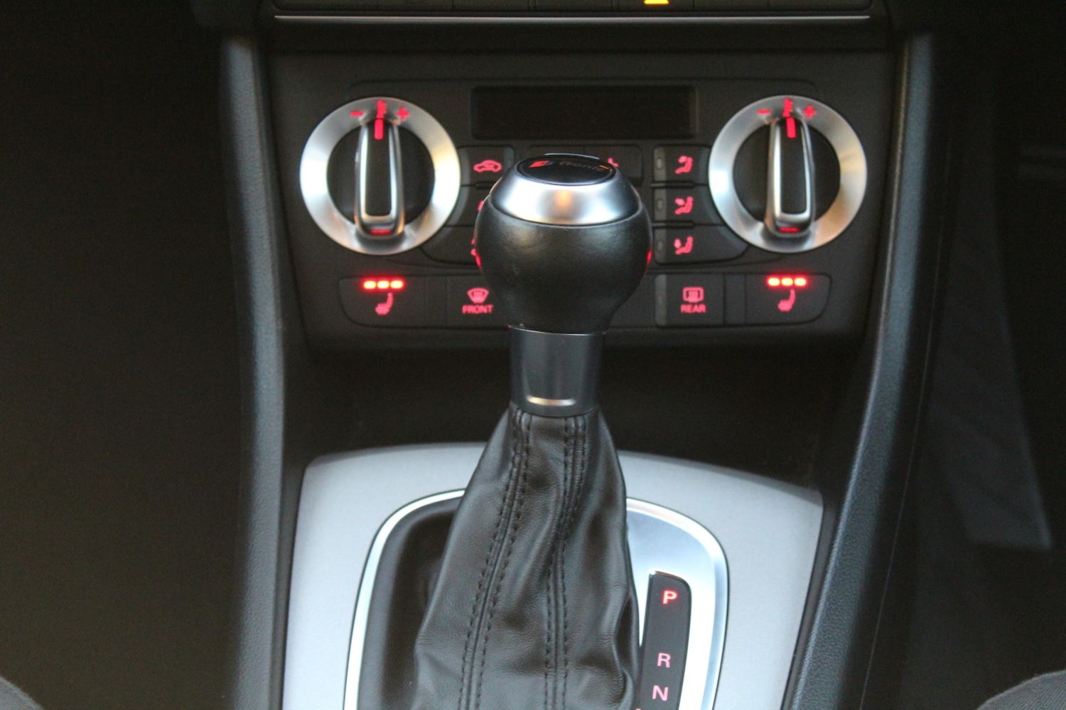 Used Audi Q3 2012 for sale - 77167825: Photo 8