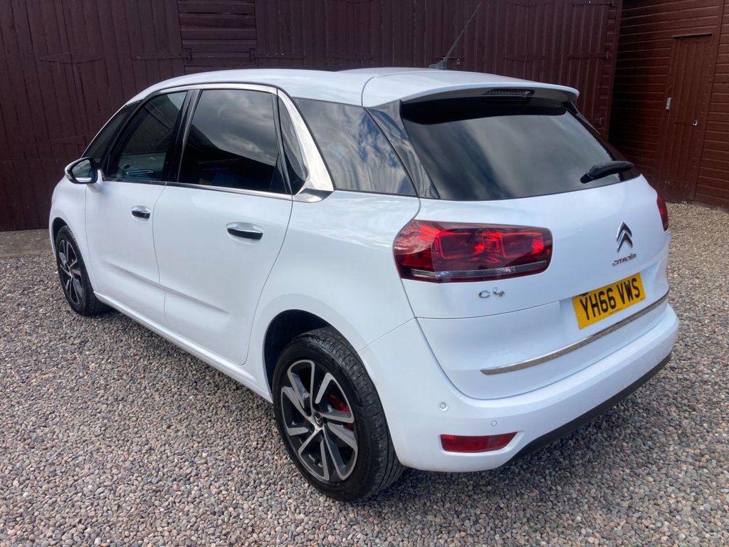 Used Citroen C4 Picasso 2016 for sale - 76142671: Photo 4