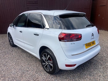 Used Citroen C4 Picasso 2016 for sale - 76142671: Photo 4