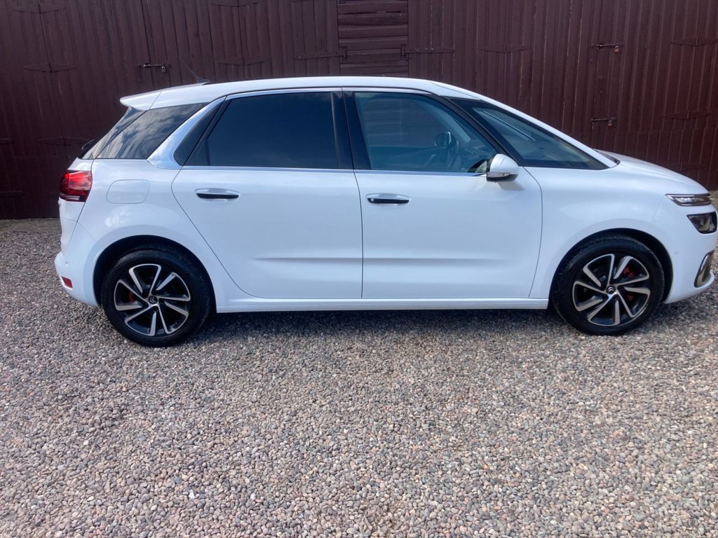 Used Citroen C4 Picasso 2016 for sale - 76142671: Photo 5