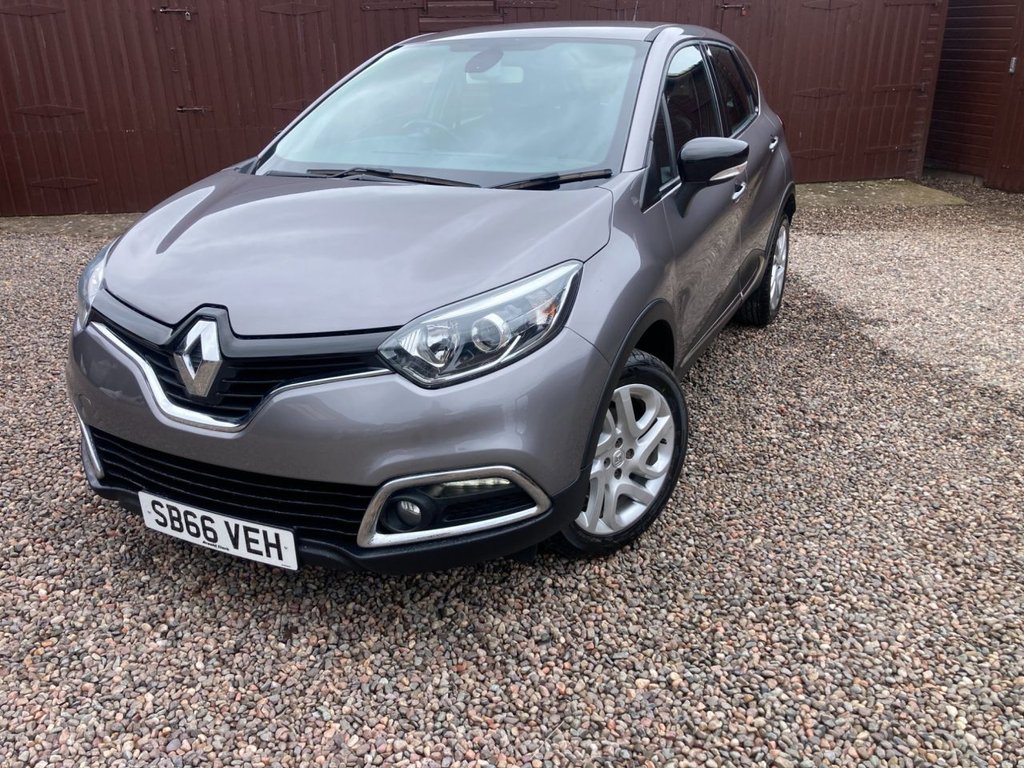 Used Renault Captur 2016 for sale - 76142675: Photo 1