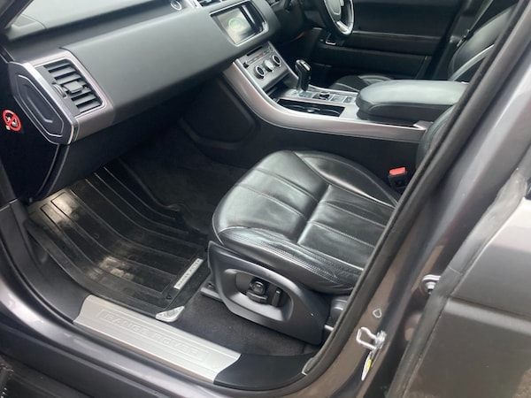 Used Land Rover Range Rover Sport 2016 for sale - 76142673: Photo 9