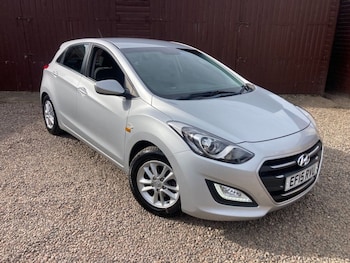 Used Hyundai i30 2015 for sale - 78525130: Photo