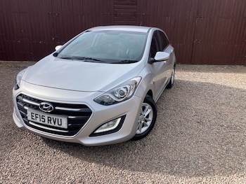 Used Hyundai i30 2015 for sale - 78525130: Photo