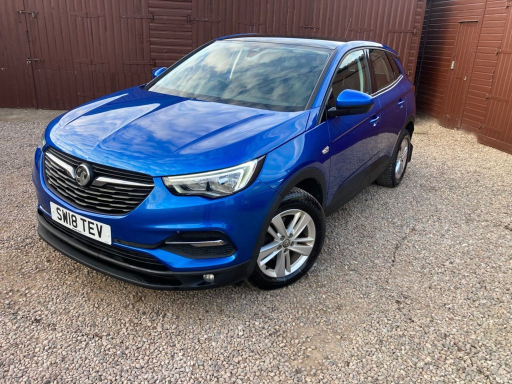 Used Vauxhall Grandland X 2018 for sale - 76323439: Photo 2