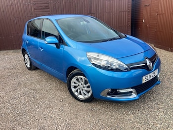 2014 (14) - 1.5 dCi Dynamique TomTom Energy 5dr [Start Stop]