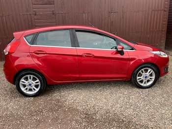 Used Ford Fiesta 2016 for sale - 77920447: Photo