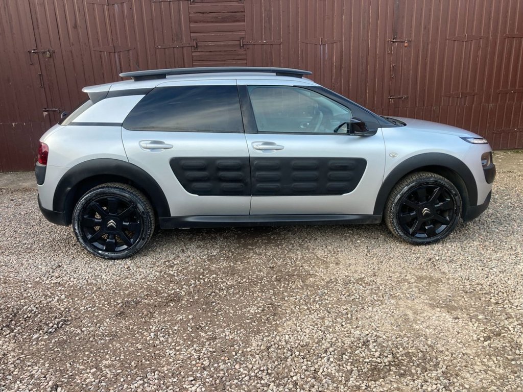 Used Citroen C4 Cactus 2018 for sale - 77697888: Photo 5