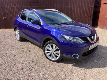 Used Nissan Qashqai 2017 for sale - 79300937: Photo