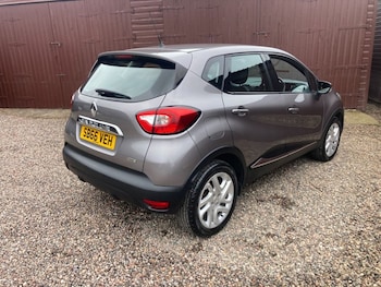 Used Renault Captur 2016 for sale - 75149737: Photo