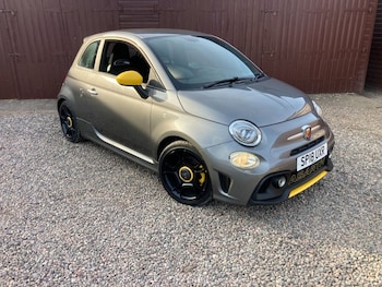 Used Abarth 595 2018 for sale - 76142674: Photo