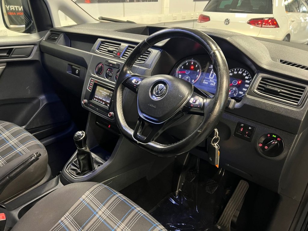 Used Volkswagen Caddy Maxi 2018 for sale - 76985840: Photo 15