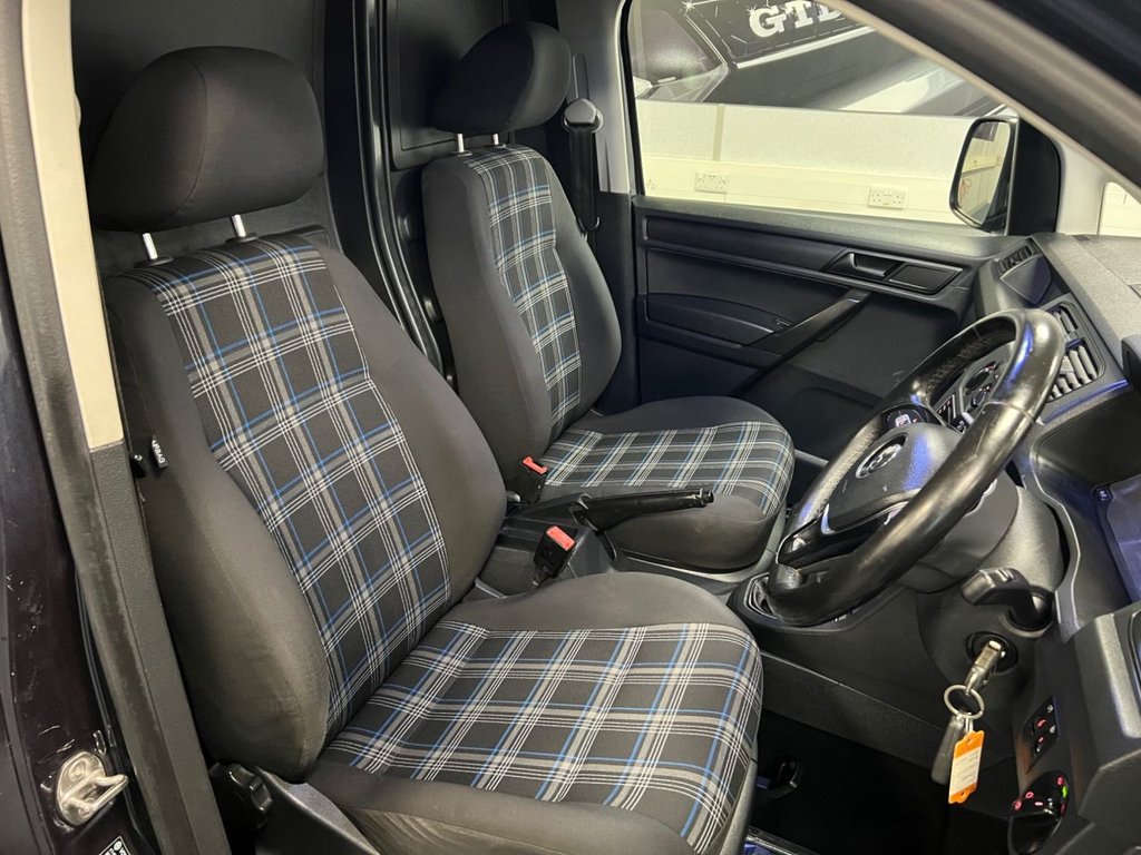 Used Volkswagen Caddy Maxi 2018 for sale - 76985840: Photo 16