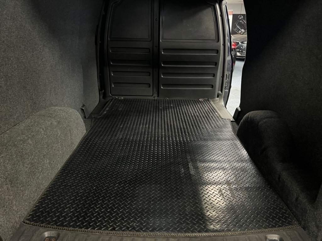 Used Volkswagen Caddy Maxi 2018 for sale - 76985840: Photo 23