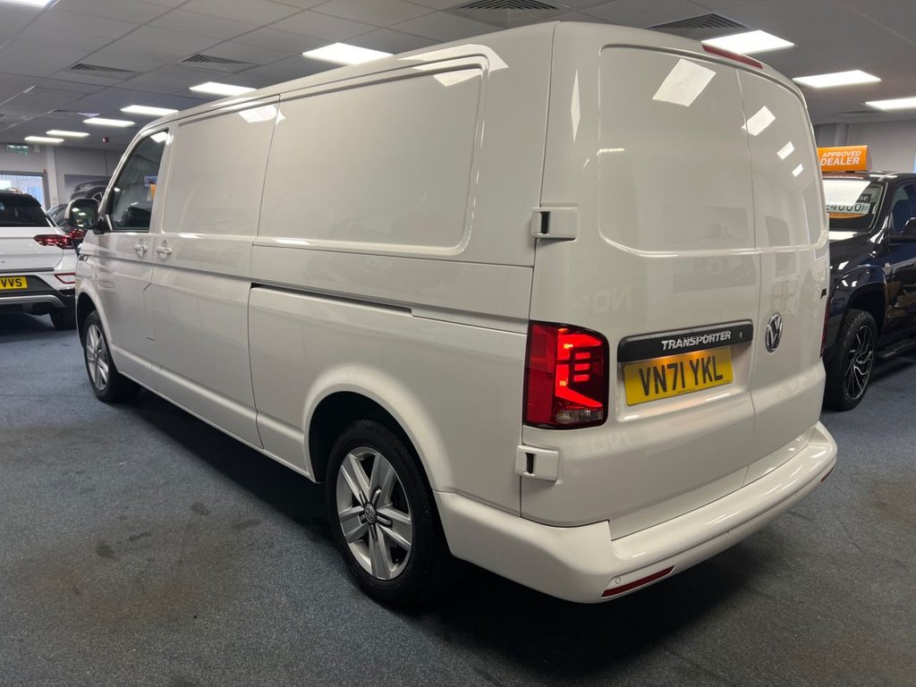 Used Volkswagen Transporter 2021 for sale - 76647259: Photo 8