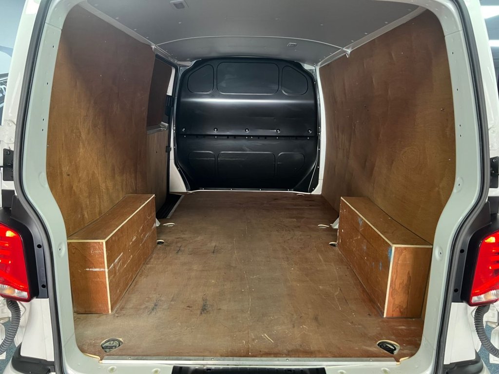 Used Volkswagen Transporter 2021 for sale - 77855096: Photo 30