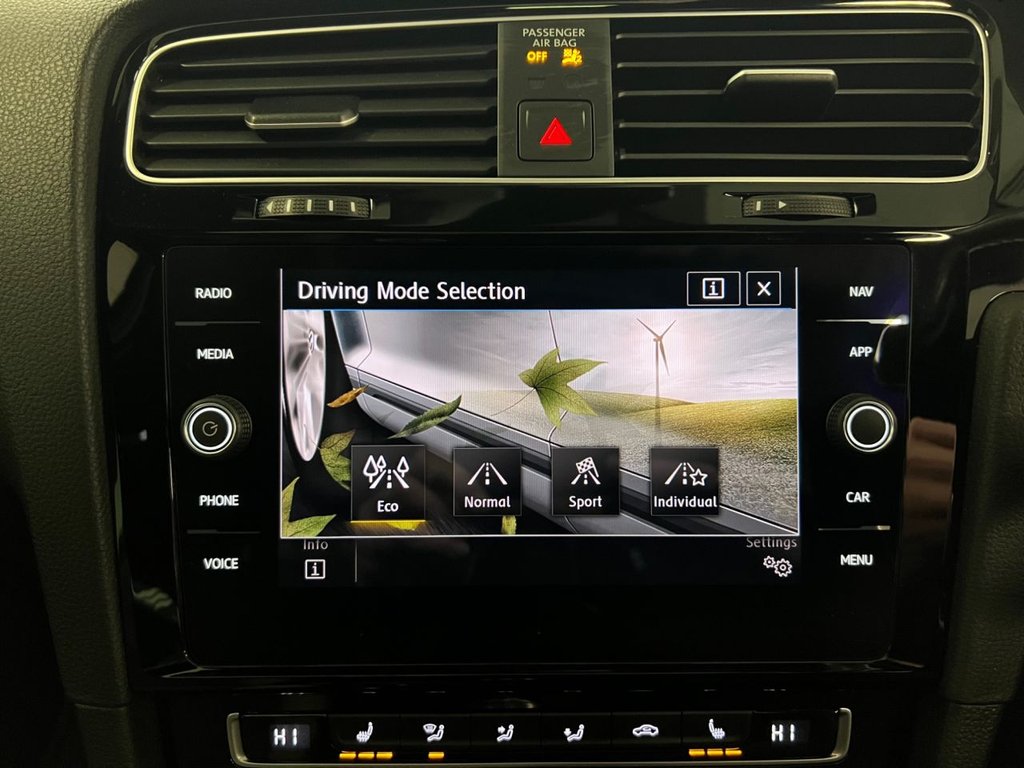 Used Volkswagen Golf 2020 for sale - 76711266: Photo 20