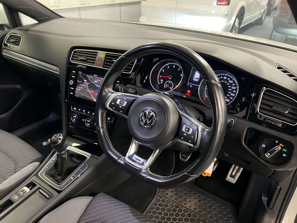 Used Volkswagen Golf 2020 for sale - 76711266: Photo 30