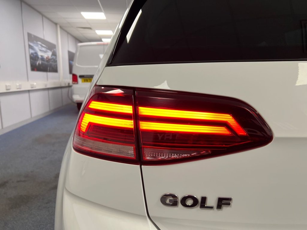 Used Volkswagen Golf 2020 for sale - 76711266: Photo 48