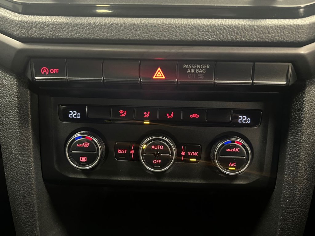 Used Volkswagen Amarok 2018 for sale - 76647236: Photo 16