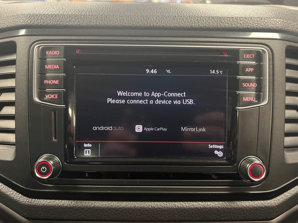 Used Volkswagen Amarok 2018 for sale - 76647236: Photo 20