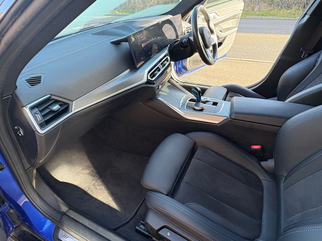 Used BMW i4 2022 for sale - 77594002: Photo 17