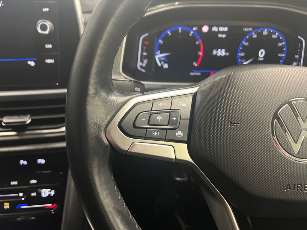 Used Volkswagen T-Roc 2022 for sale - 76647239: Photo 14