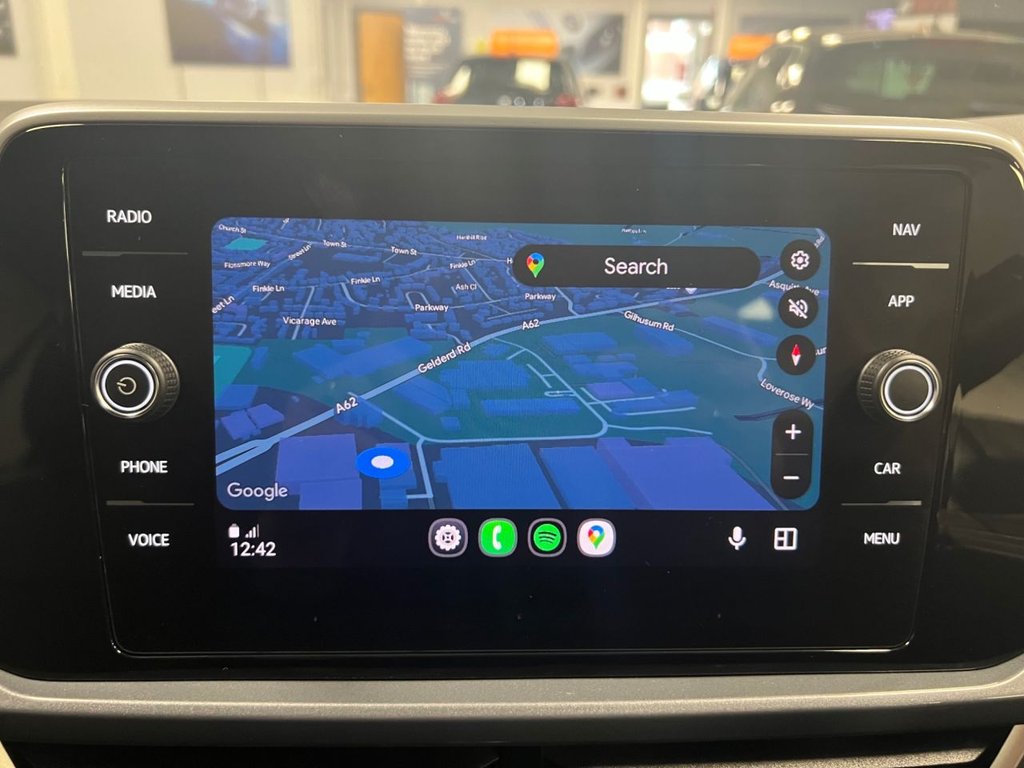 Used Volkswagen T-Roc 2022 for sale - 76647239: Photo 26