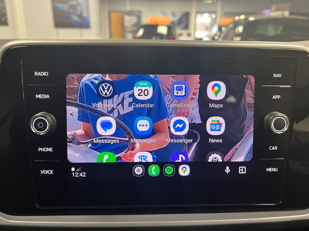 Used Volkswagen T-Roc 2022 for sale - 76647239: Photo 28