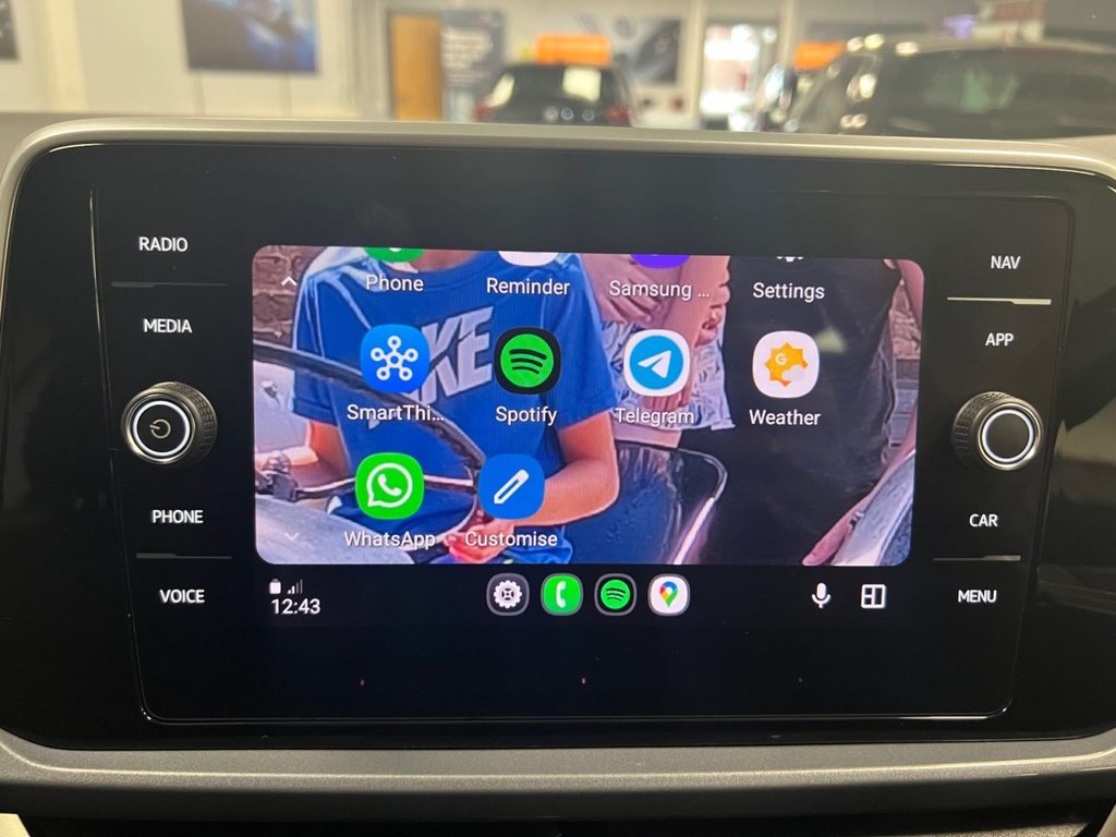 Used Volkswagen T-Roc 2022 for sale - 76647239: Photo 29