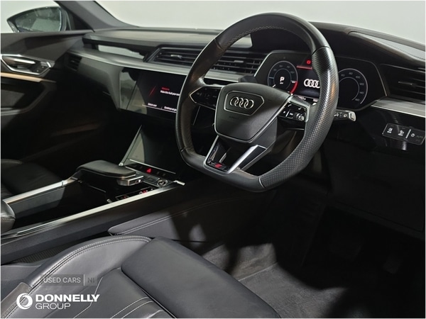 Used Audi e-tron 2021 for sale - 77613533: Photo 6