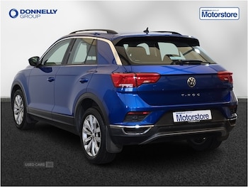 Used Volkswagen T-Roc 2018 for sale - 79497545: Photo