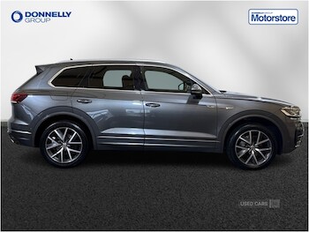 Used Volkswagen Touareg 2019 for sale - 76522879: Photo