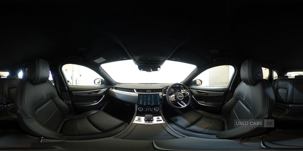 Used Jaguar F-Pace 2021 for sale - 75459866: Photo 2