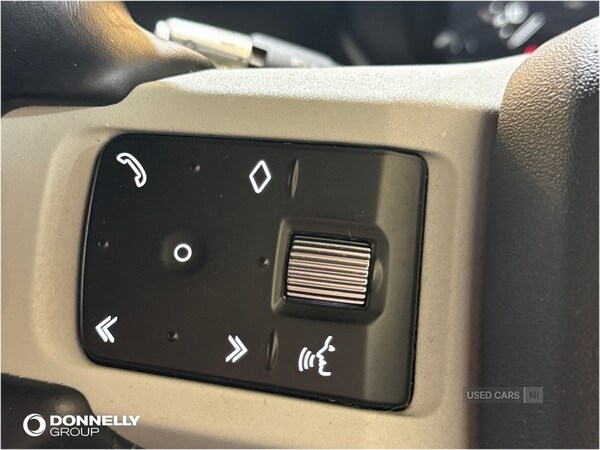 Used Land Rover Defender 2021 for sale - 76167695: Photo 19