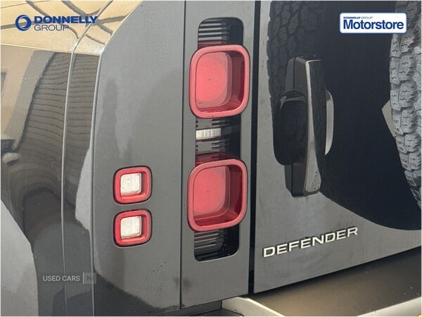 Used Land Rover Defender 2021 for sale - 76167695: Photo 26
